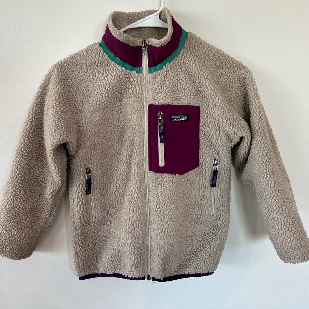 Patagonia Kids Cream Fleece Jacket with Magenta Pocket and Teal Collar Trim - Picture 2 of 4